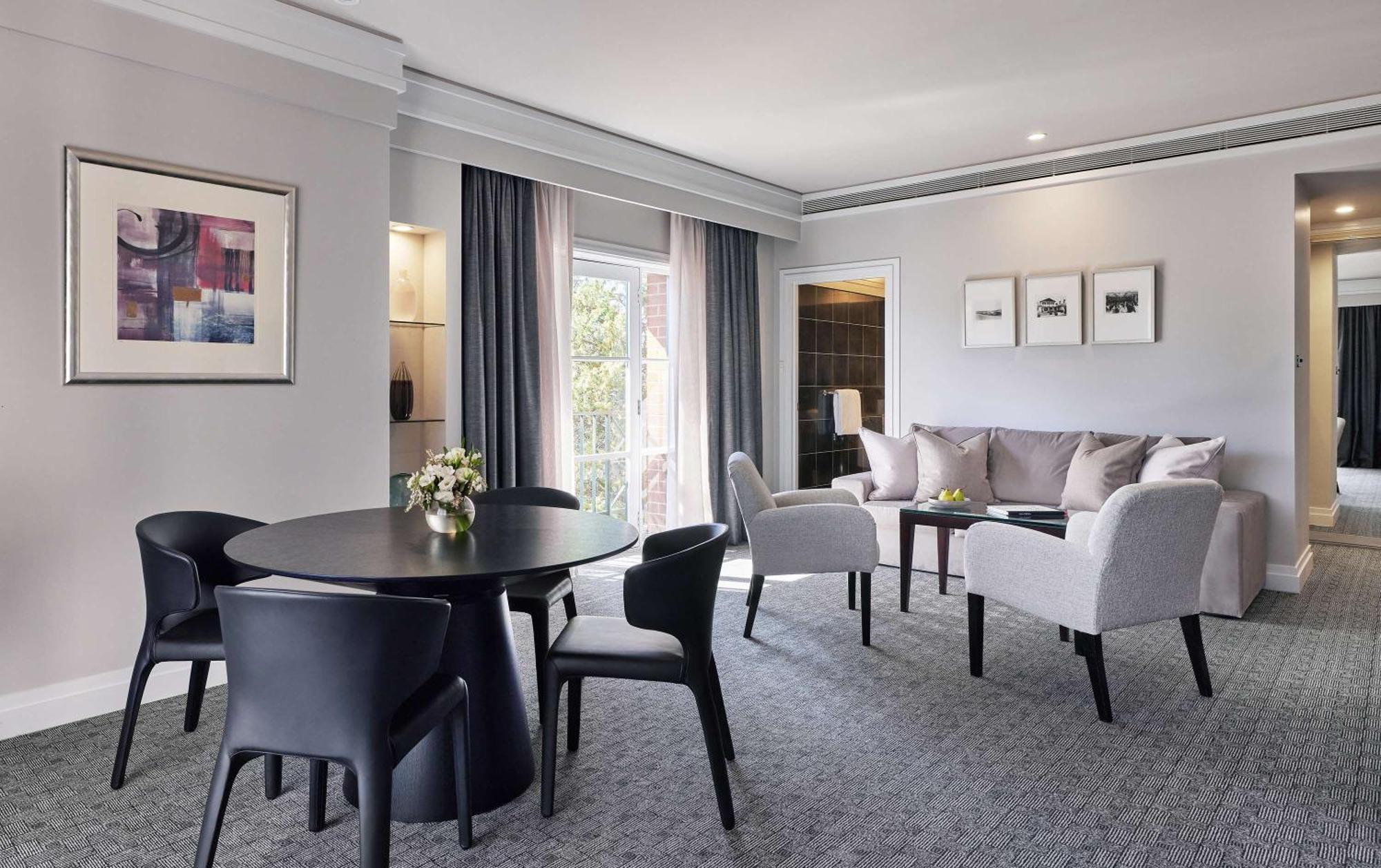 Hyatt Hotel Canberra - A Park Hyatt Hotel Esterno foto Suite at the hotel