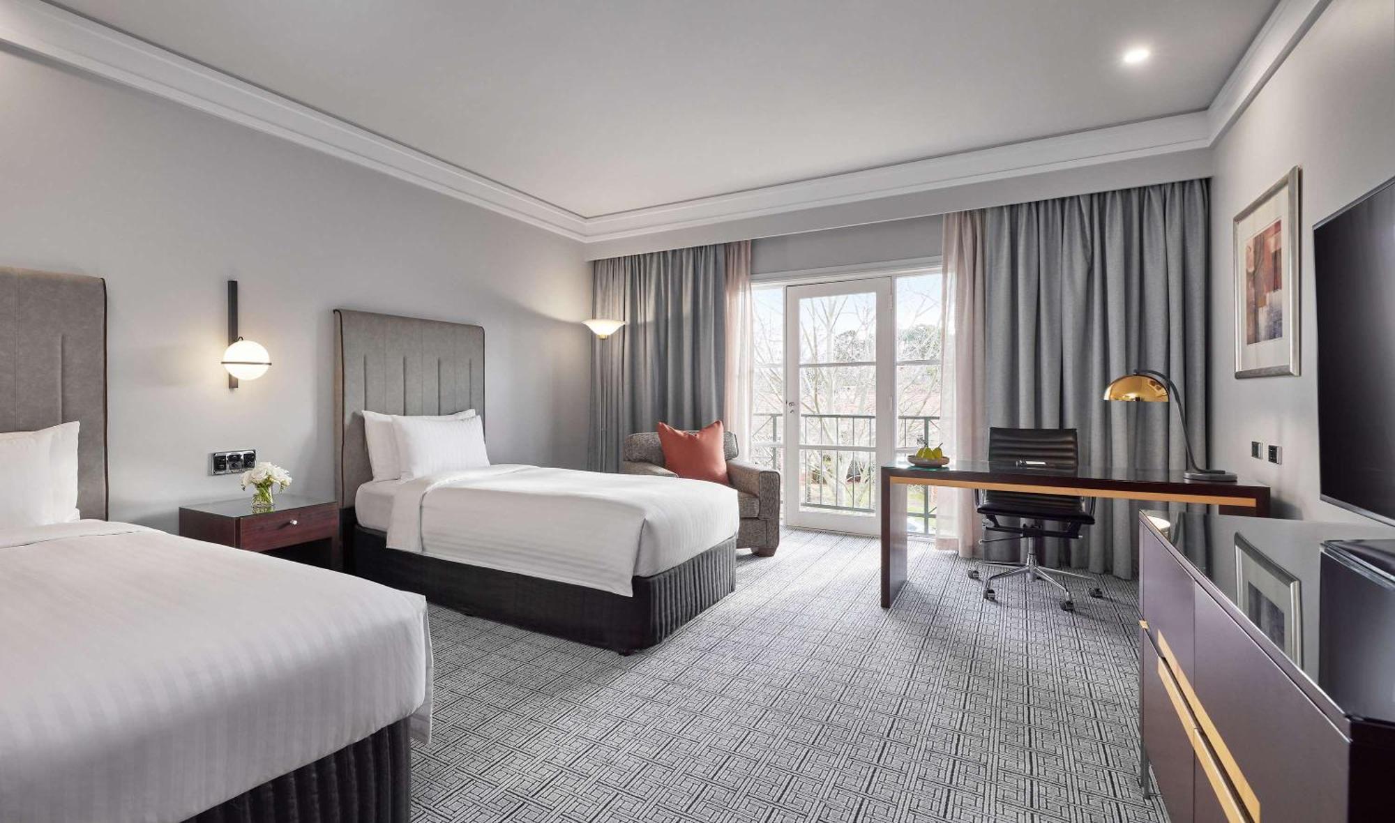 Hyatt Hotel Canberra - A Park Hyatt Hotel Esterno foto