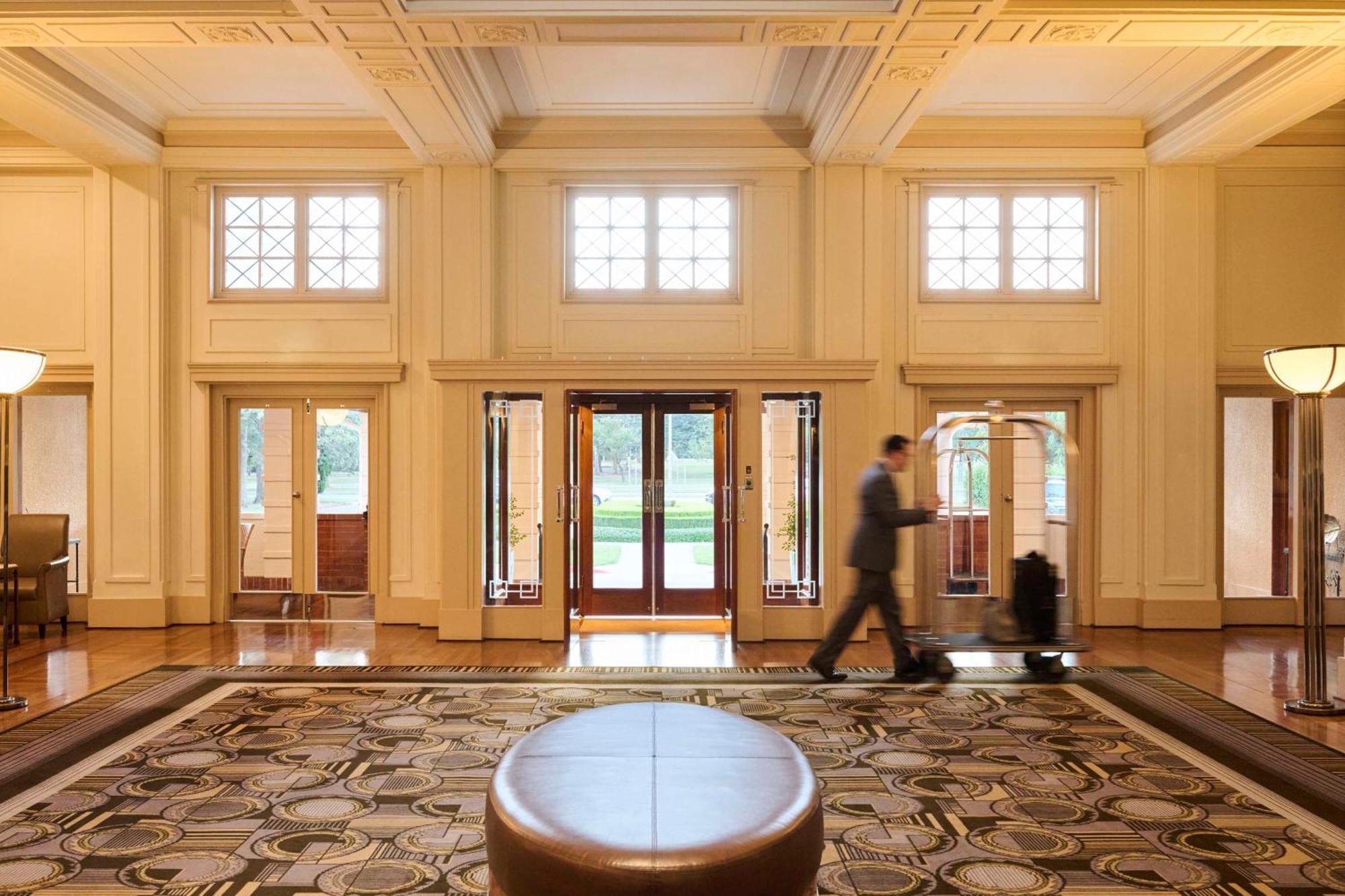 Hyatt Hotel Canberra - A Park Hyatt Hotel Esterno foto